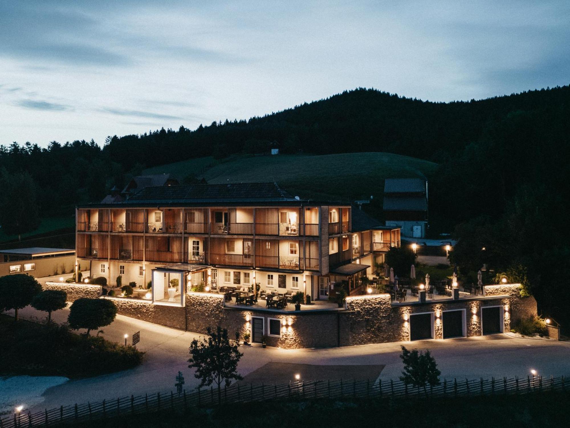 Hotel Muhr Pöllauberg Dış mekan fotoğraf